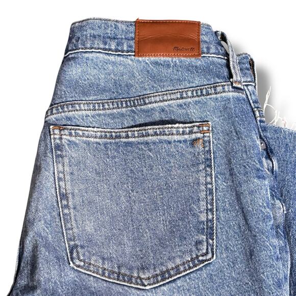 Madewell Mid-Rise Perfect Vintage Straight Jeans Raw Hem Size 28 Medium Wash - Picture 2 of 9